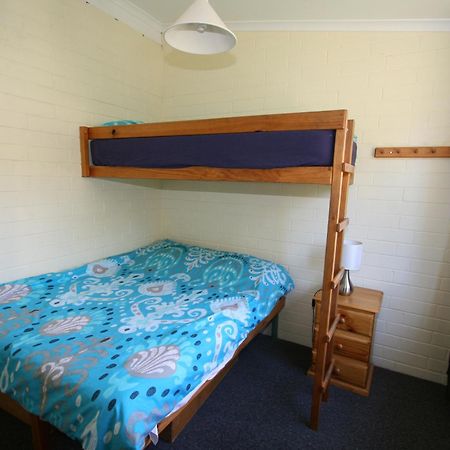 Alpha Centauri Townhouses Jindabyne Room photo