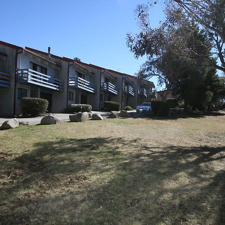 Alpha Centauri Townhouses Jindabyne Exterior photo