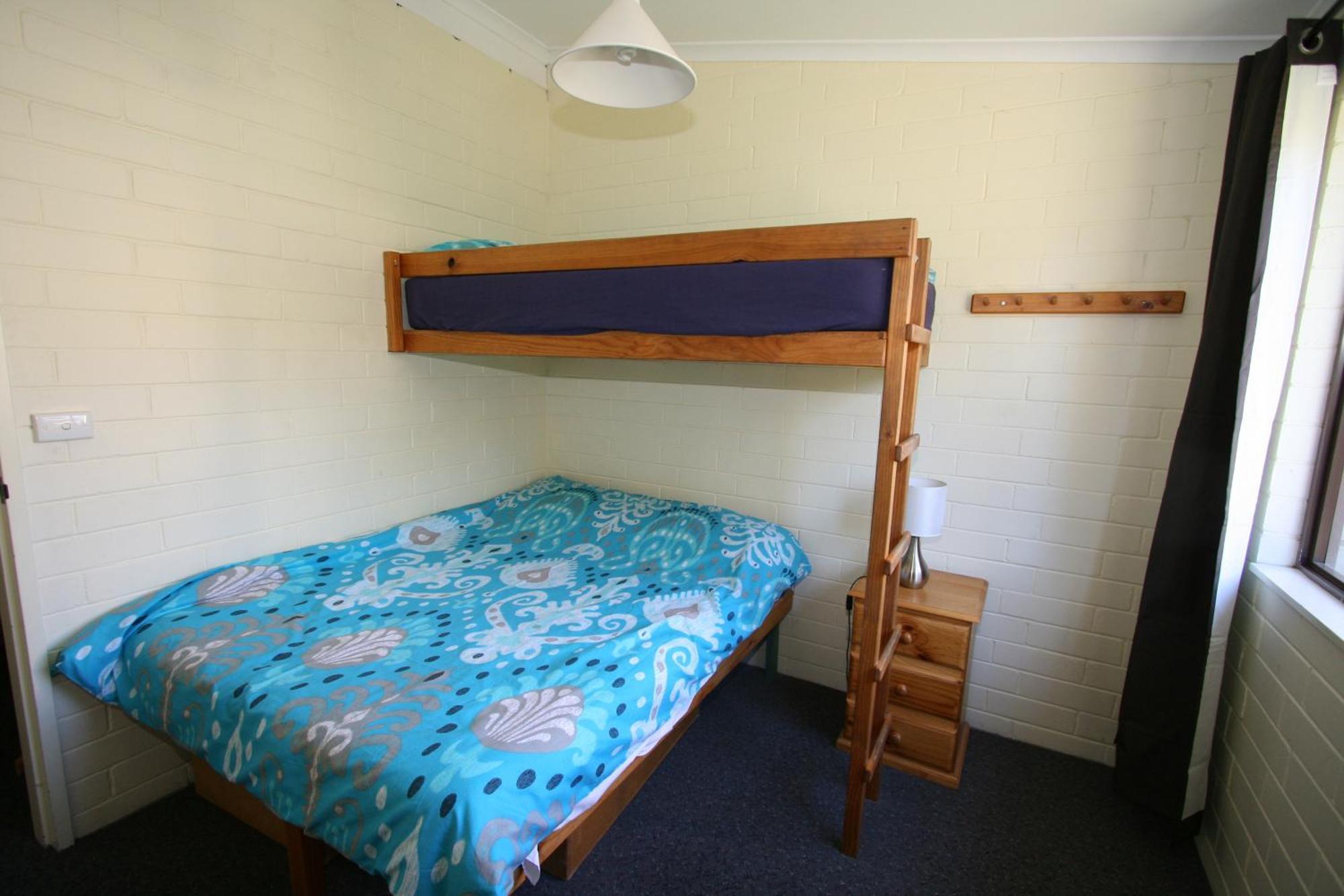 Alpha Centauri Townhouses Jindabyne Room photo