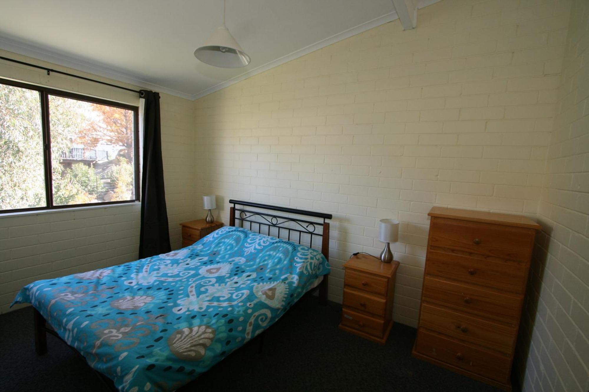 Alpha Centauri Townhouses Jindabyne Room photo