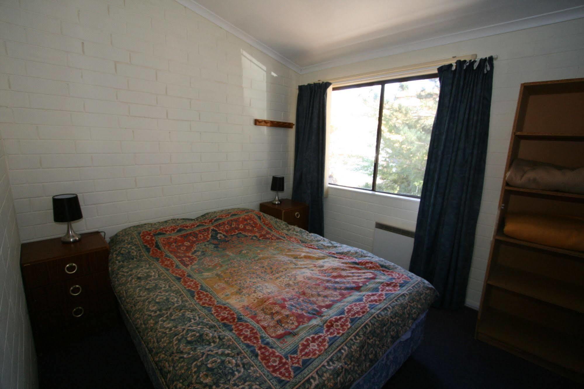 Alpha Centauri Townhouses Jindabyne Exterior photo