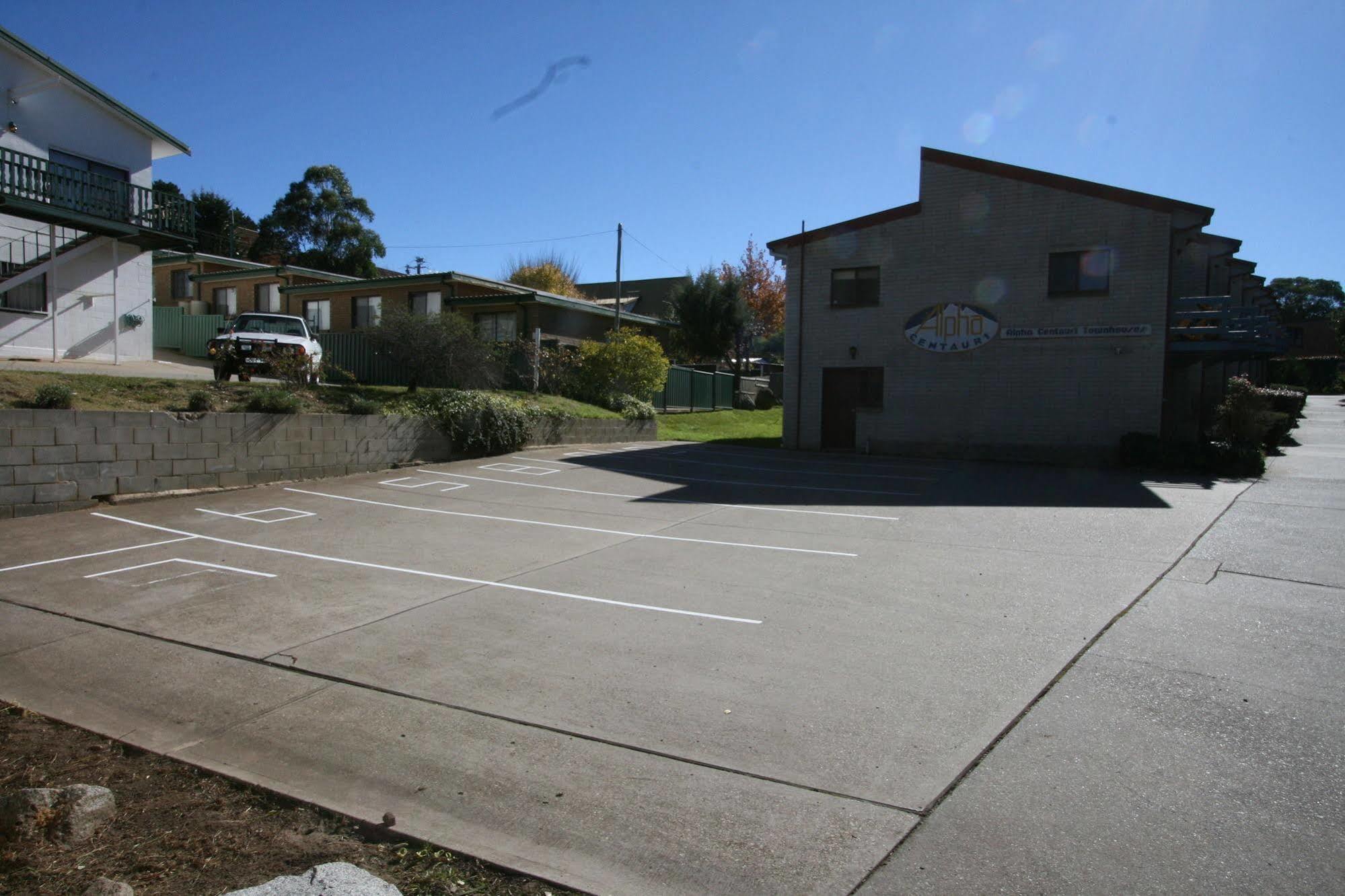 Alpha Centauri Townhouses Jindabyne Exterior photo